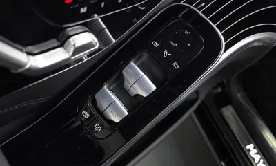 Mercedes-Benz S-Class 2022, 13479 км, за 103360.82 USD - фото 37