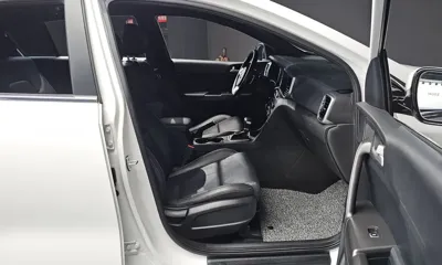 Kia Sportage 2019, 146741 км, за 8205.33 USD - фото 26