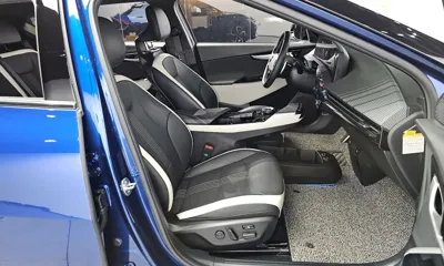 Kia EV6 2023, 44395 км, за 22074.62 USD - фото 10