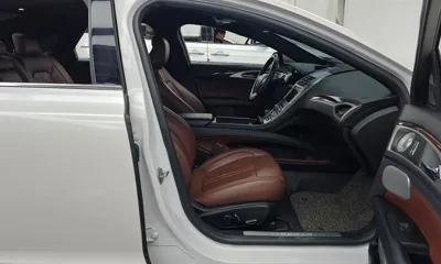 Lincoln MKZ 2019, 88924 км, за 12286.29 USD - фото 11
