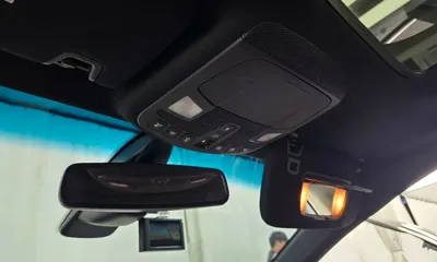 Lincoln MKZ 2019, 88924 км, за 12286.29 USD - фото 17