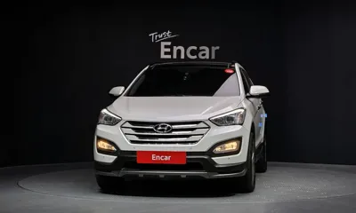 Hyundai Santafe 2015, 82642 км, за 8919.72 USD