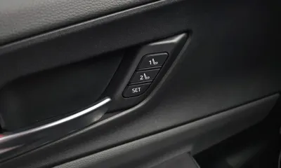 Toyota Prius 2024, 7736 км, за 23171.85 USD - фото 28