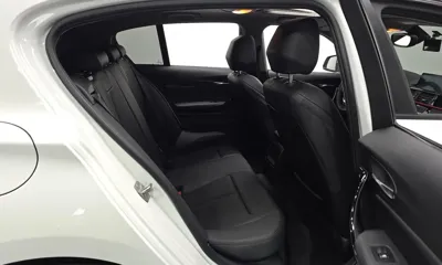 BMW 1-Series 2018, 78562 км, за 9744.52 USD - фото 11