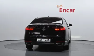 Kia K7 2018, 84235 км, за 7205.19 USD