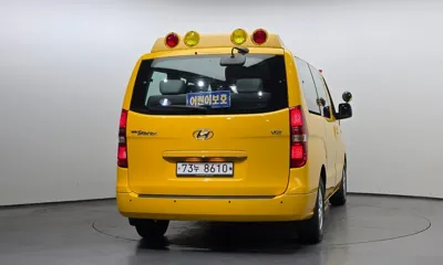 Hyundai Starex 2017, 98483 км, за 5785.61 USD