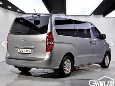 Hyundai Starex 2017, 119442 км, за 5112.28 USD