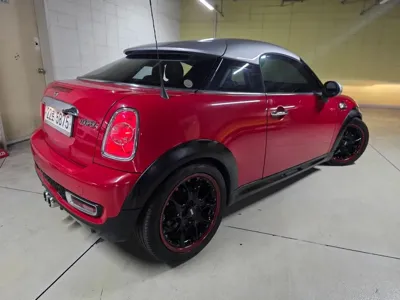 MINI Coupe 2012, 132000 км, за 1962.72 USD