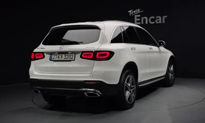 Mercedes-Benz GLC-Class 2022, 31430 км, за 32450.3 USD