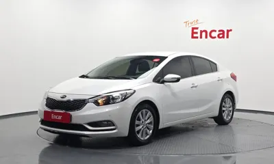 Kia K3 · 2015 год