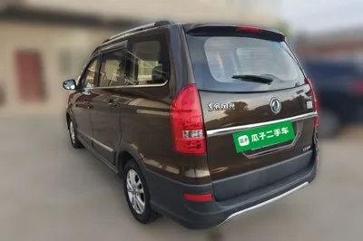 Dongfeng Fengon 360 2015, 64200 км, за 2764 USD