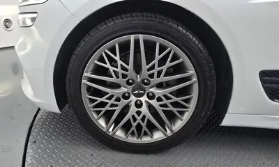 Genesis G70 2021, 89083 км, за 17920.44 USD