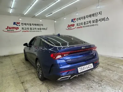 Kia K5 2020, 56400 км, за 14171.48 USD - фото 11