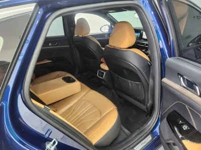 Kia K5 2020, 56400 км, за 14171.48 USD - фото 17