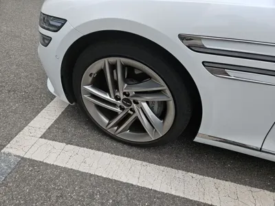 Genesis G80 2025, 22000 км, за 34938.23 USD
