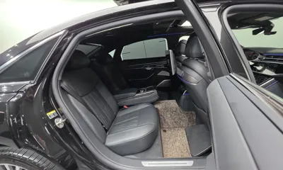 Audi A8 2021, 138480 км, за 34738.52 USD - фото 19