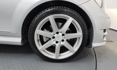 Mercedes-Benz C-Class 2013, 88221 км, за 4561.08 USD
