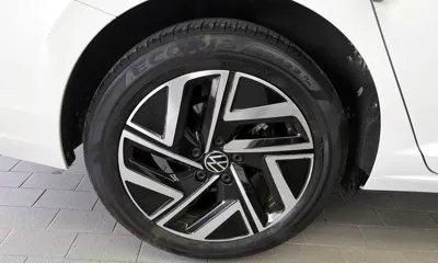 Volkswagen Jetta 2023, 22086 км, за 14506.91 USD
