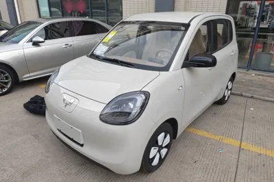 Wuling Hongguang MINIEV · 2025 год