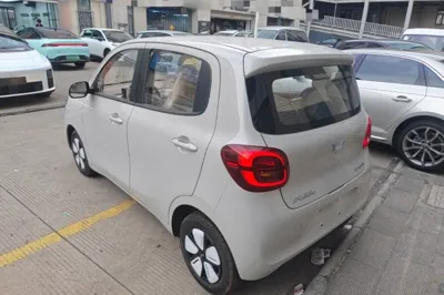 Wuling Hongguang MINIEV 2025, 100 км, за 7840 USD