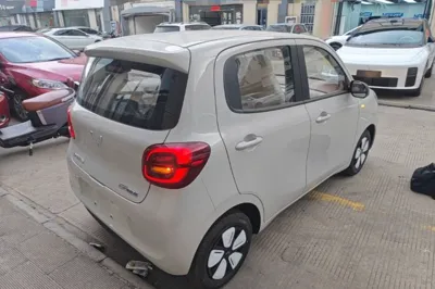 Wuling Hongguang MINIEV 2025, 100 км, за 7840 USD - фото 6