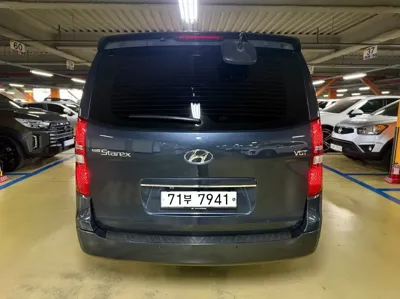 Hyundai Starex 2015, 83223 км, за 7205.19 USD