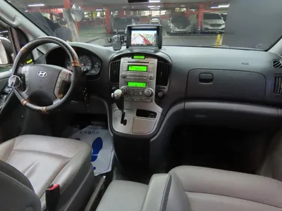 Hyundai Starex 2015, 83223 км, за 7205.19 USD
