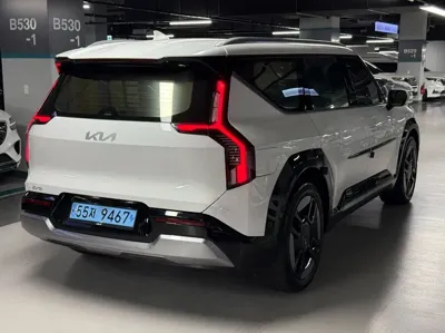 Kia EV9 2024, 22123 км, за 36084.71 USD