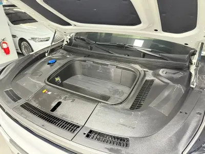 Kia EV9 2024, 22123 км, за 36084.71 USD
