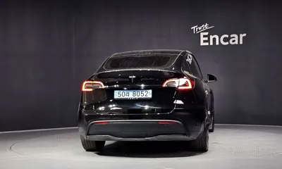 Tesla Model Y 2024, 44566 км, за 26913.48 USD
