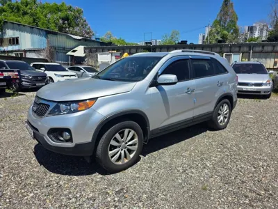 Kia Sorento 2012, 290000 км, за 2080.22 USD