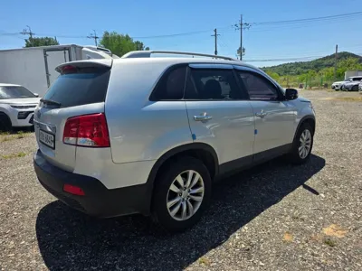 Kia Sorento 2012, 290000 км, за 2080.22 USD