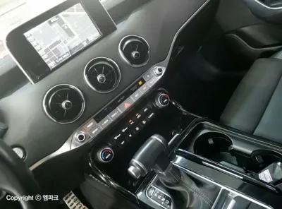 Kia Stinger 2018, 140144 км, за 8395.03 USD - фото 9