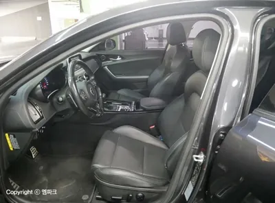 Kia Stinger 2018, 140144 км, за 8395.03 USD - фото 10