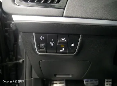 Kia Stinger 2018, 140144 км, за 8395.03 USD - фото 16
