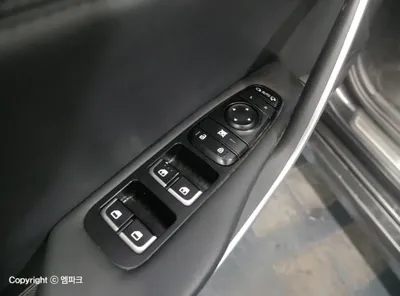 Kia Stinger 2018, 140144 км, за 8395.03 USD - фото 17