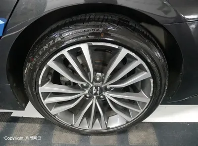 Kia Stinger 2018, 140144 км, за 8395.03 USD - фото 19