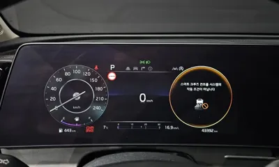Kia Sportage 2023, 43392 км, за 17232.31 USD - фото 8