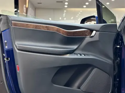 Tesla Model X 2019, 121000 км, за 21838.75 USD