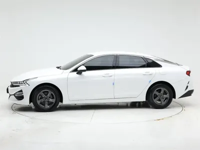 Kia K5 2023, 65342 км, за 11159.25 USD