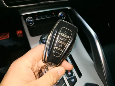 Geely Coolray 2021, 23900 км, за 10105 USD - фото 17