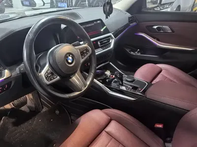 BMW 3 Series 2021, 40000 км, за 19535.25 USD