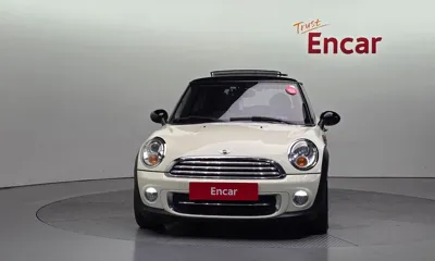 MINI Cooper 2013, 98830 км, за 3218.6 USD