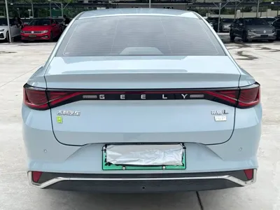 Geely L HiP 2022, 37000 км, за 6621.41 USD
