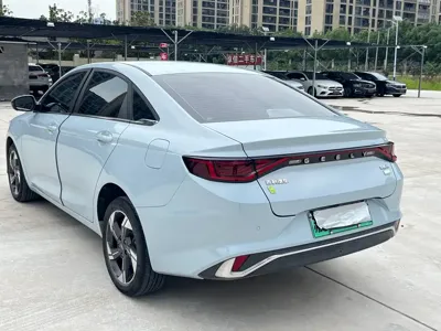 Geely L HiP 2022, 37000 км, за 6621.41 USD