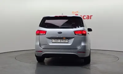 Kia Canival 2017, 158151 км, за 5135.54 USD