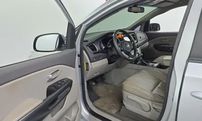 Kia Canival 2017, 158151 км, за 5135.54 USD - фото 10