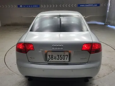 Audi A4 2008, 104191 км, за 2535.27 USD