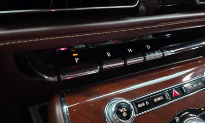 Lincoln Aviator 2021, 99480 км, за 25732.91 USD - фото 9