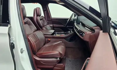 Lincoln Aviator 2021, 99480 км, за 25732.91 USD - фото 10